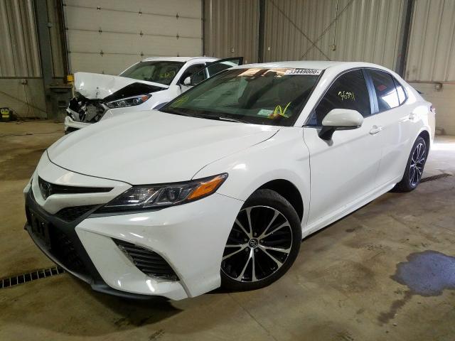 Photo 1 VIN: 4T1B11HK8JU656275 - TOYOTA CAMRY L 