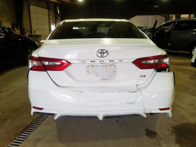 Photo 8 VIN: 4T1B11HK8JU656275 - TOYOTA CAMRY L 