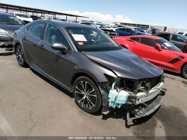 Photo 0 VIN: 4T1B11HK8JU661444 - TOYOTA CAMRY 