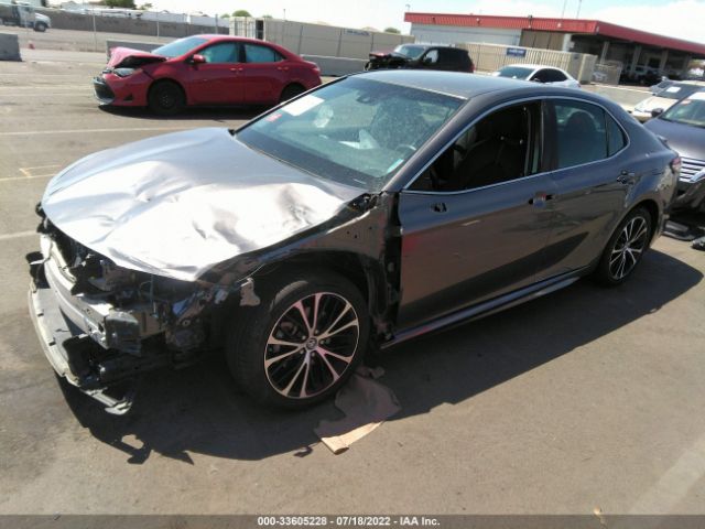 Photo 1 VIN: 4T1B11HK8JU661444 - TOYOTA CAMRY 