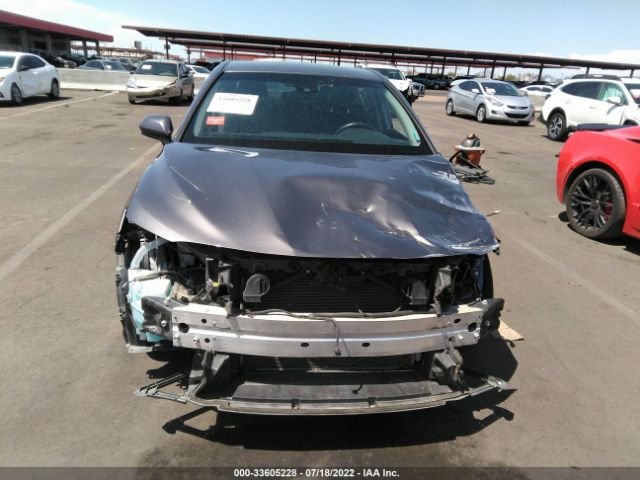 Photo 5 VIN: 4T1B11HK8JU661444 - TOYOTA CAMRY 