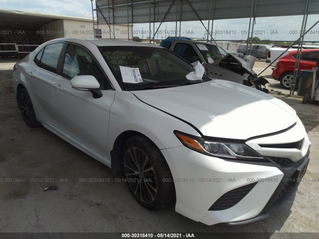 Photo 0 VIN: 4T1B11HK8JU671343 - TOYOTA CAMRY 