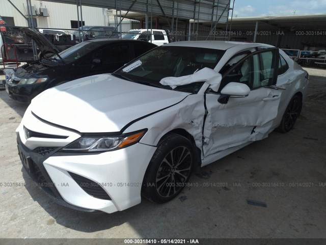 Photo 1 VIN: 4T1B11HK8JU671343 - TOYOTA CAMRY 