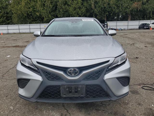 Photo 4 VIN: 4T1B11HK8JU671746 - TOYOTA CAMRY 