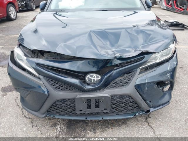 Photo 5 VIN: 4T1B11HK8JU675800 - TOYOTA CAMRY 