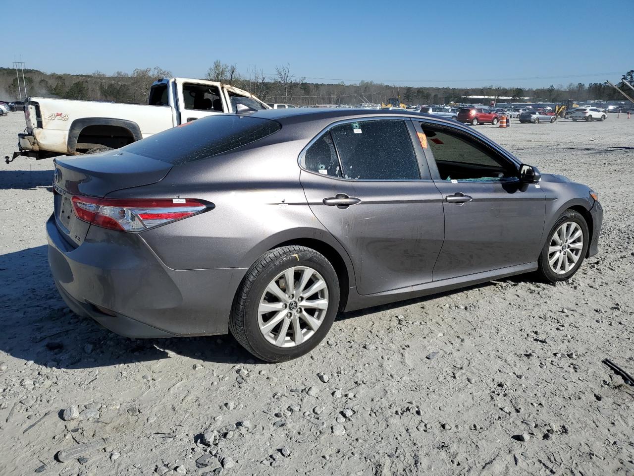 Photo 2 VIN: 4T1B11HK8KU183625 - TOYOTA CAMRY 