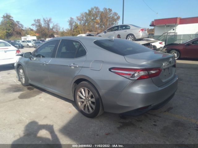 Photo 2 VIN: 4T1B11HK8KU186136 - TOYOTA CAMRY 