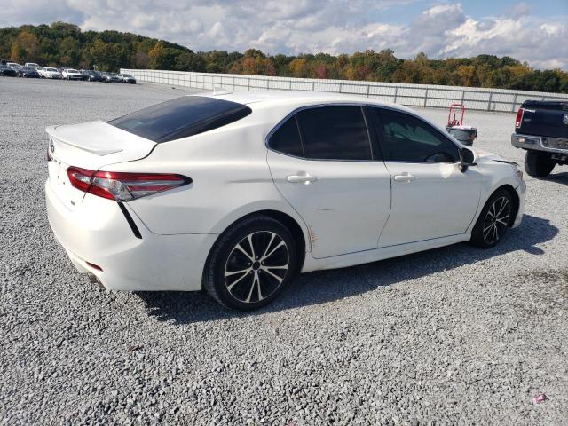 Photo 2 VIN: 4T1B11HK8KU202996 - TOYOTA CAMRY 