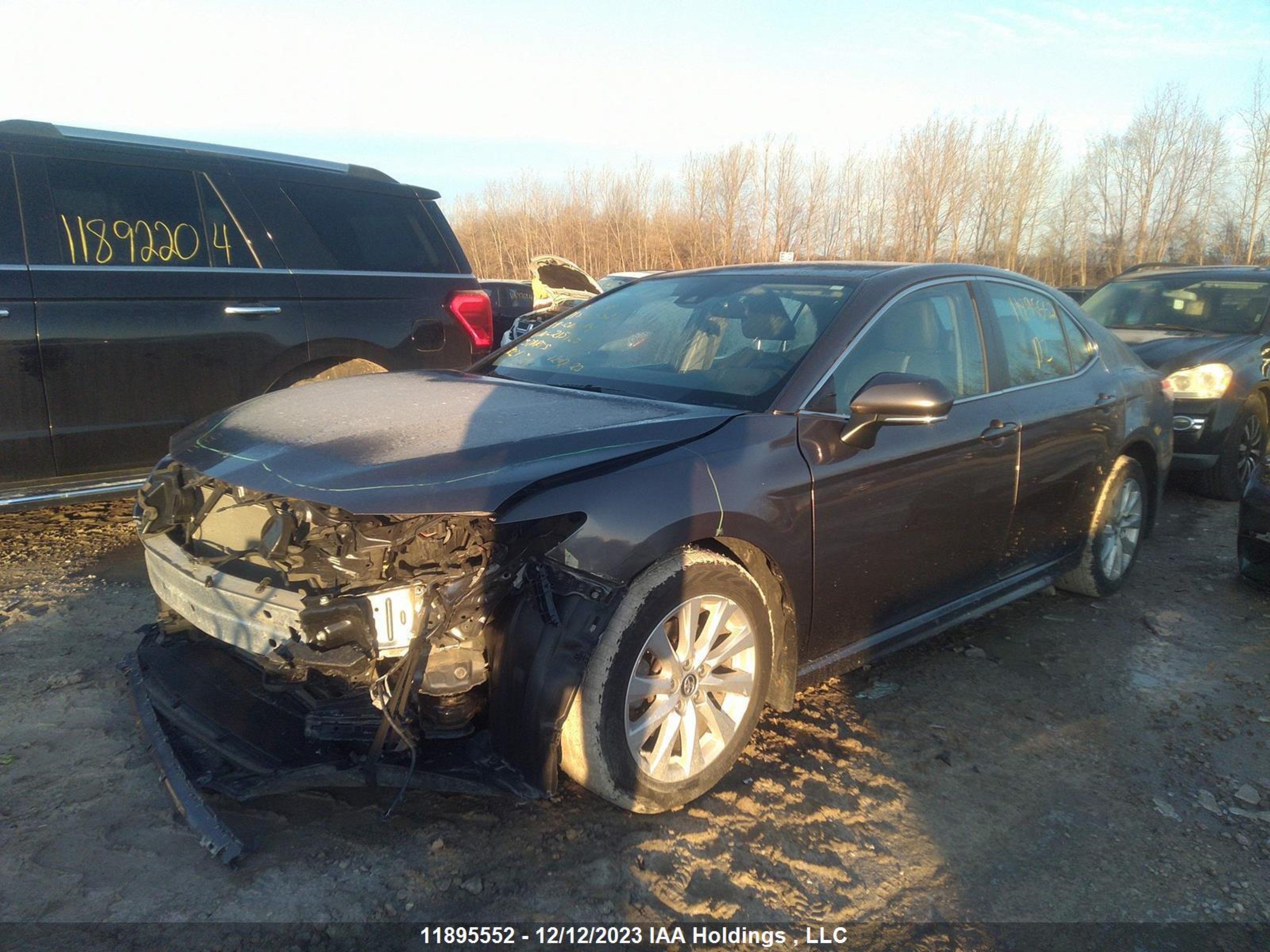 Photo 1 VIN: 4T1B11HK8KU215165 - TOYOTA CAMRY 