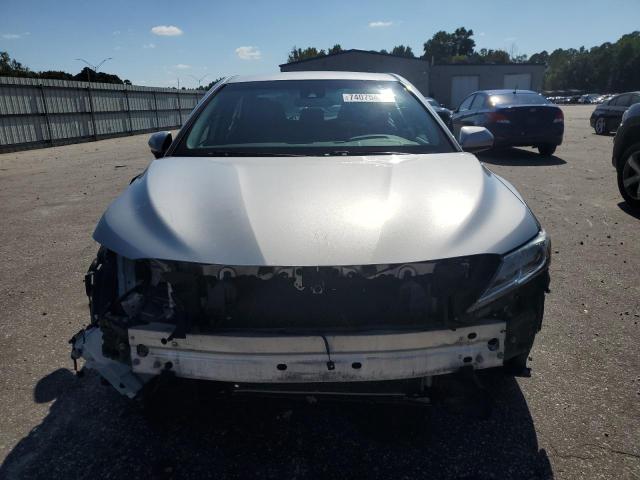 Photo 4 VIN: 4T1B11HK8KU240440 - TOYOTA CAMRY L 