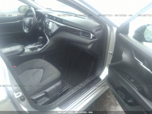 Photo 4 VIN: 4T1B11HK8KU240809 - TOYOTA CAMRY 