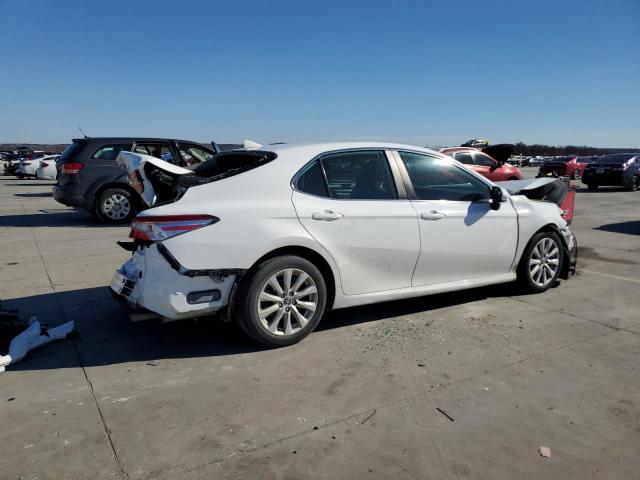 Photo 2 VIN: 4T1B11HK8KU261269 - TOYOTA CAMRY L 