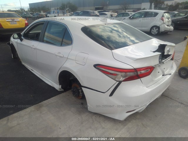 Photo 2 VIN: 4T1B11HK8KU296555 - TOYOTA CAMRY 