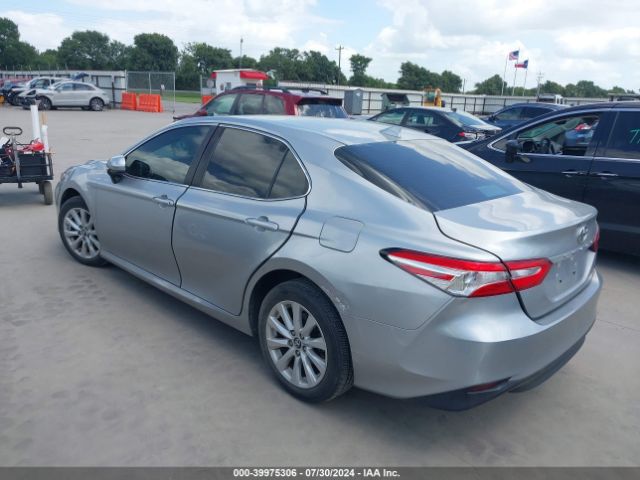 Photo 2 VIN: 4T1B11HK8KU701152 - TOYOTA CAMRY 