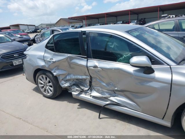 Photo 5 VIN: 4T1B11HK8KU701152 - TOYOTA CAMRY 