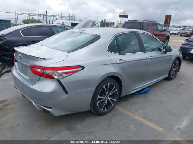 Photo 3 VIN: 4T1B11HK8KU712829 - TOYOTA CAMRY 