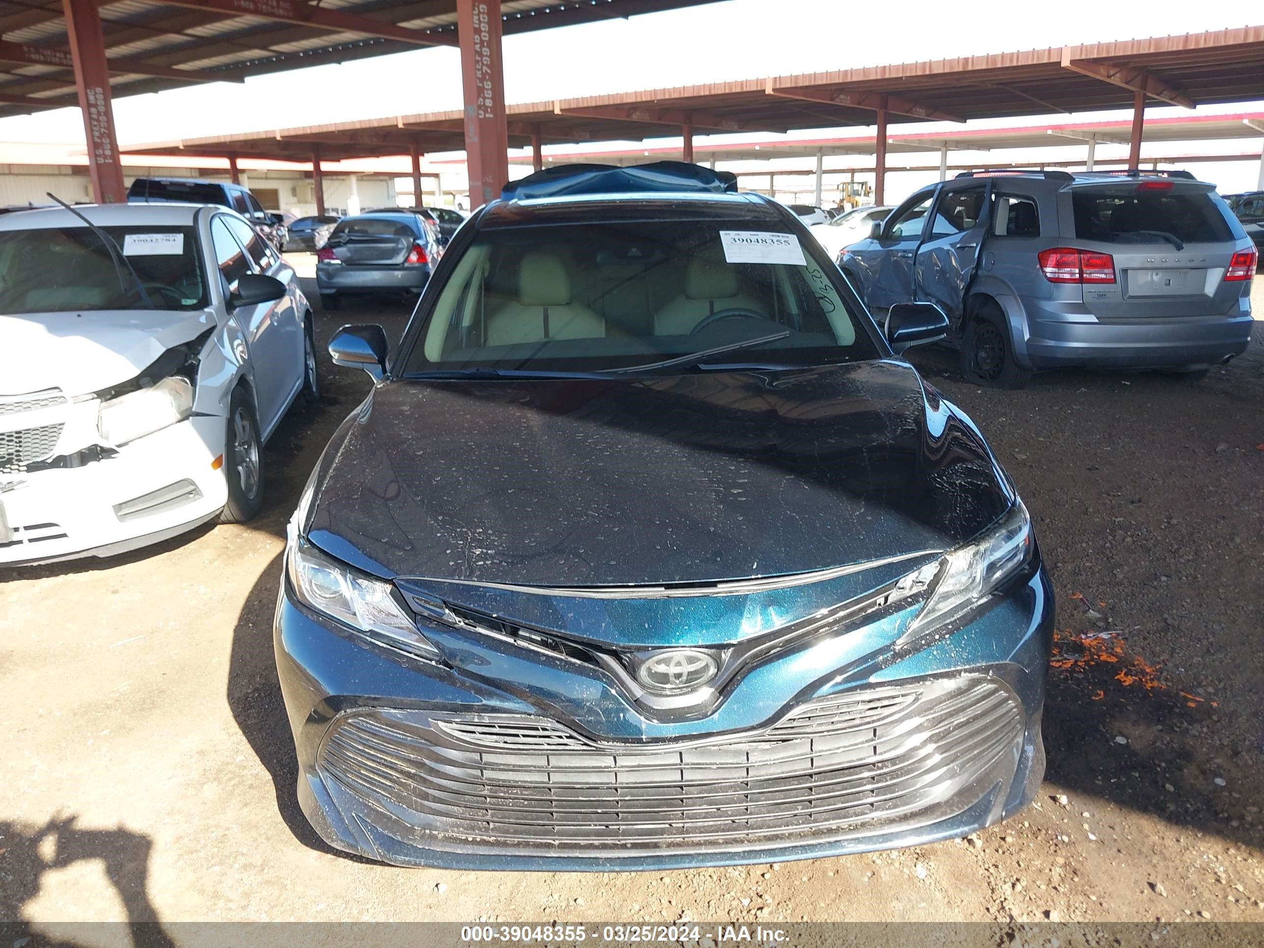 Photo 11 VIN: 4T1B11HK8KU741666 - TOYOTA CAMRY 