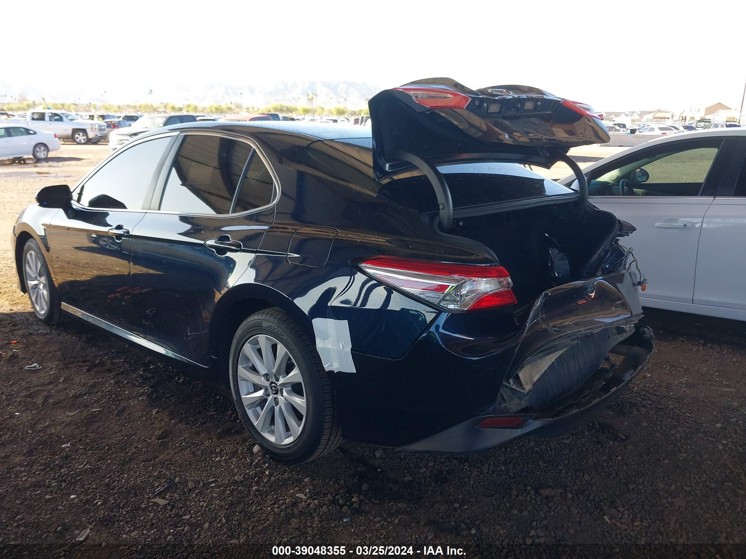 Photo 5 VIN: 4T1B11HK8KU741666 - TOYOTA CAMRY 