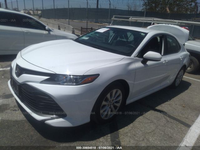 Photo 1 VIN: 4T1B11HK8KU832839 - TOYOTA CAMRY 