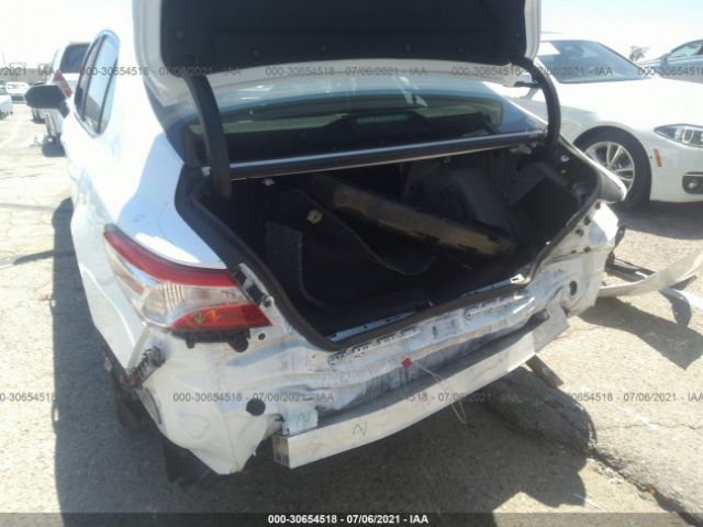 Photo 5 VIN: 4T1B11HK8KU832839 - TOYOTA CAMRY 