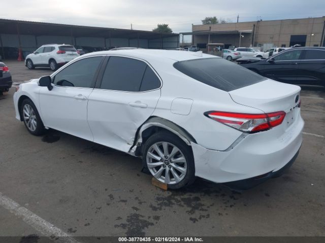 Photo 2 VIN: 4T1B11HK8KU837121 - TOYOTA CAMRY 