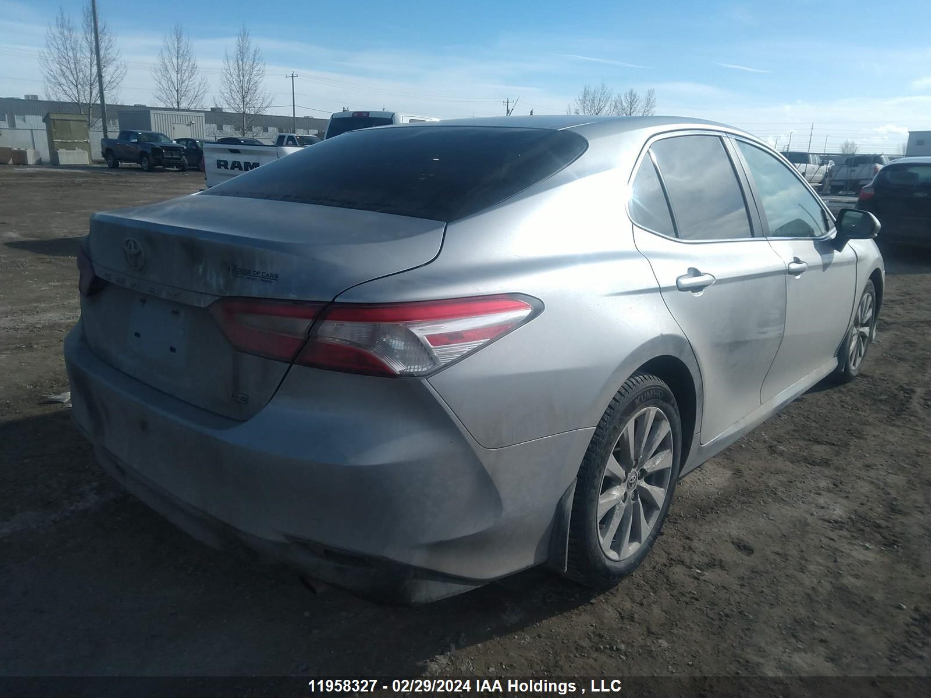 Photo 3 VIN: 4T1B11HK8KU853478 - TOYOTA CAMRY 