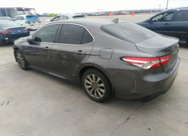 Photo 2 VIN: 4T1B11HK8KU856526 - TOYOTA CAMRY 