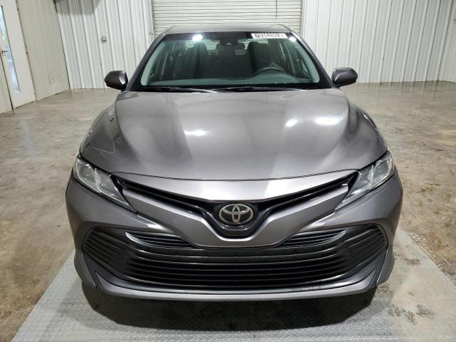 Photo 4 VIN: 4T1B11HK9JU009240 - TOYOTA CAMRY 