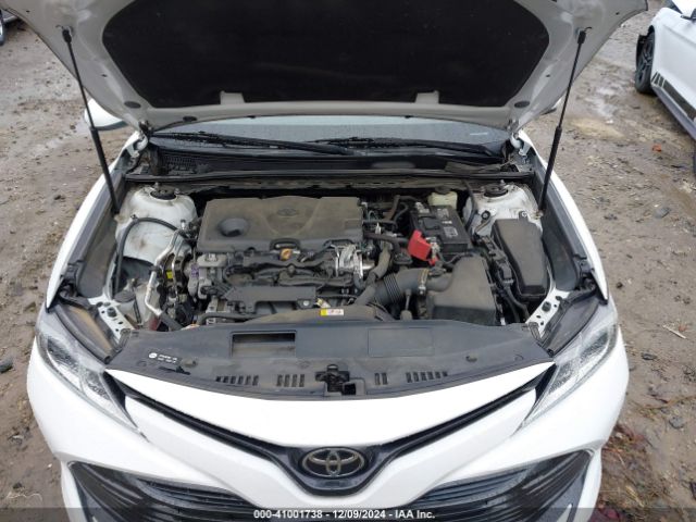 Photo 9 VIN: 4T1B11HK9JU017743 - TOYOTA CAMRY 