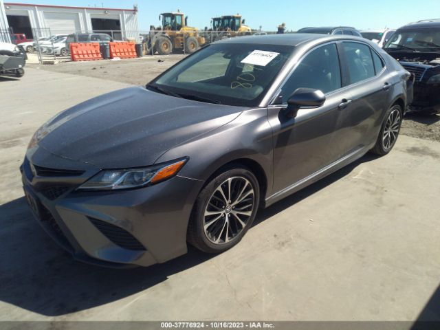 Photo 1 VIN: 4T1B11HK9JU025132 - TOYOTA CAMRY 