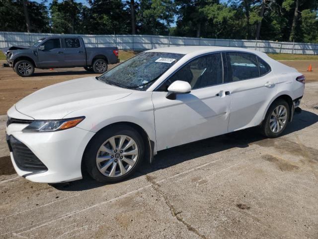 Photo 0 VIN: 4T1B11HK9JU028225 - TOYOTA CAMRY 