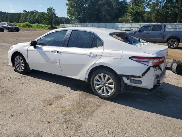 Photo 1 VIN: 4T1B11HK9JU028225 - TOYOTA CAMRY 