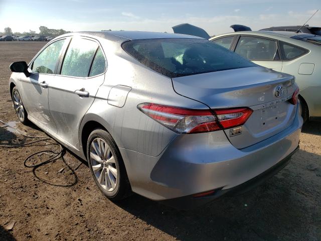 Photo 2 VIN: 4T1B11HK9JU031173 - TOYOTA CAMRY 