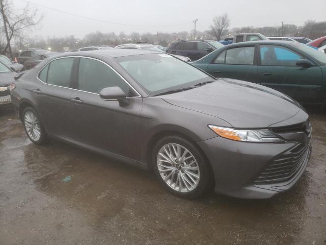 Photo 3 VIN: 4T1B11HK9JU031867 - TOYOTA CAMRY L 