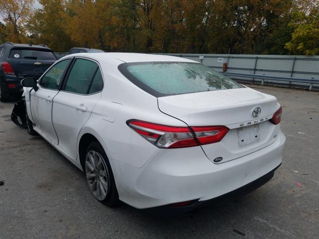 Photo 2 VIN: 4T1B11HK9JU032212 - TOYOTA CAMRY L 