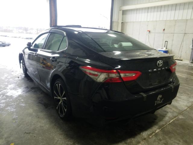 Photo 2 VIN: 4T1B11HK9JU046790 - TOYOTA CAMRY 