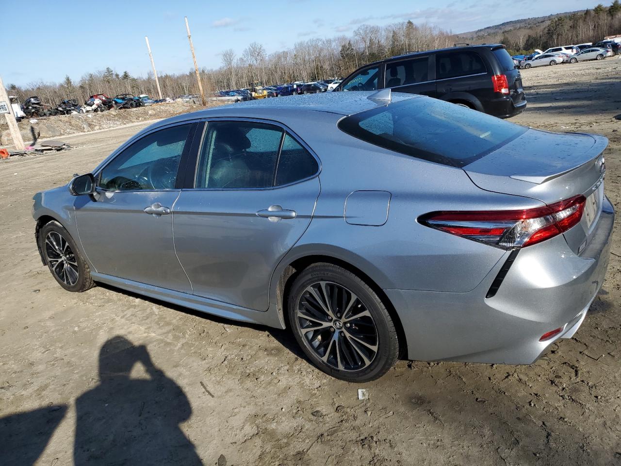 Photo 1 VIN: 4T1B11HK9JU051777 - TOYOTA CAMRY 