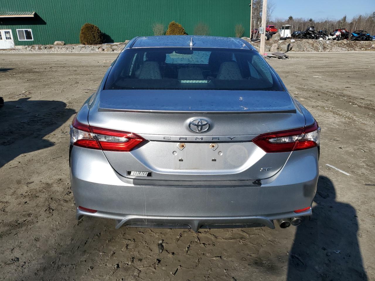 Photo 5 VIN: 4T1B11HK9JU051777 - TOYOTA CAMRY 