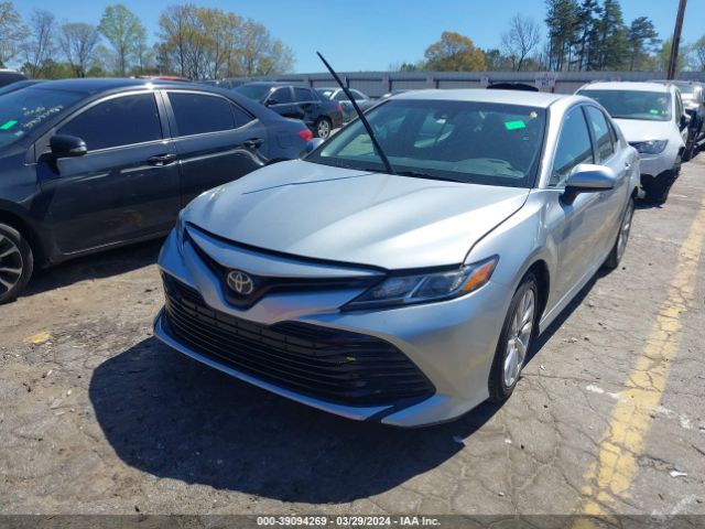 Photo 1 VIN: 4T1B11HK9JU053142 - TOYOTA CAMRY 