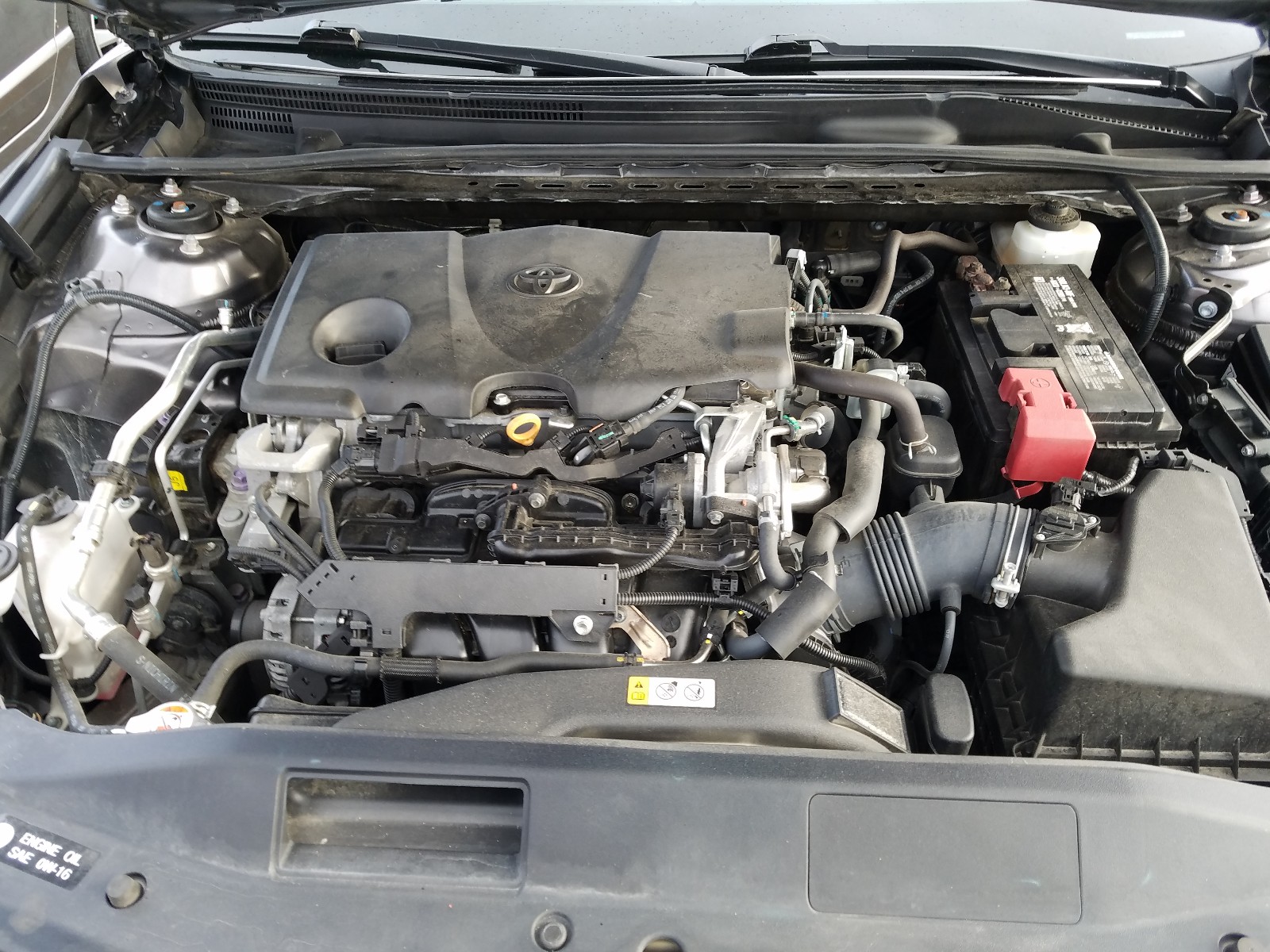 Photo 6 VIN: 4T1B11HK9JU058132 - TOYOTA CAMRY 