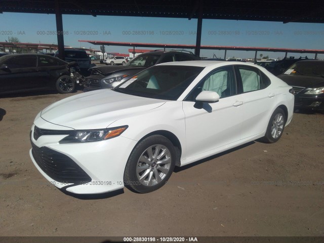 Photo 1 VIN: 4T1B11HK9JU061404 - TOYOTA CAMRY 