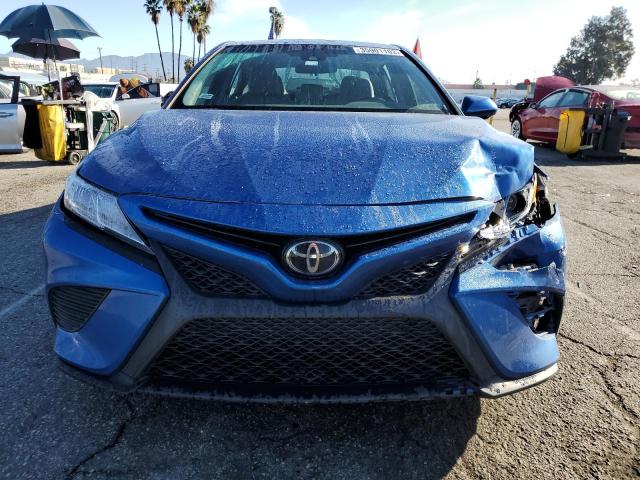 Photo 4 VIN: 4T1B11HK9JU062486 - TOYOTA CAMRY 