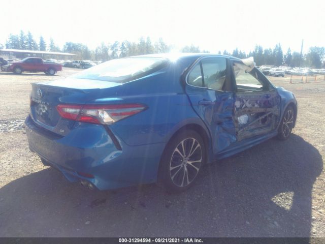 Photo 3 VIN: 4T1B11HK9JU063105 - TOYOTA CAMRY 