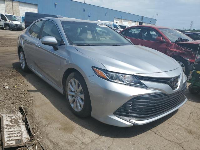 Photo 3 VIN: 4T1B11HK9JU063282 - TOYOTA CAMRY L 