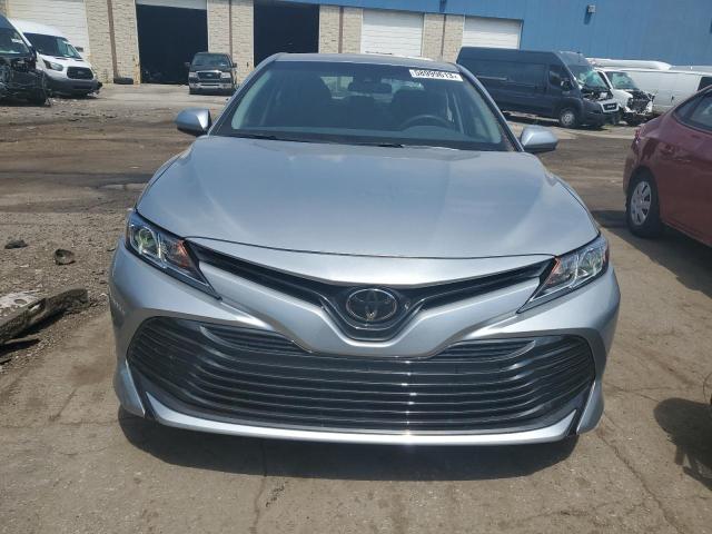 Photo 4 VIN: 4T1B11HK9JU063282 - TOYOTA CAMRY L 