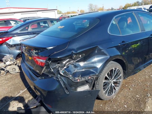 Photo 5 VIN: 4T1B11HK9JU065887 - TOYOTA CAMRY 