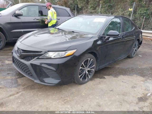 Photo 1 VIN: 4T1B11HK9JU073102 - TOYOTA CAMRY 