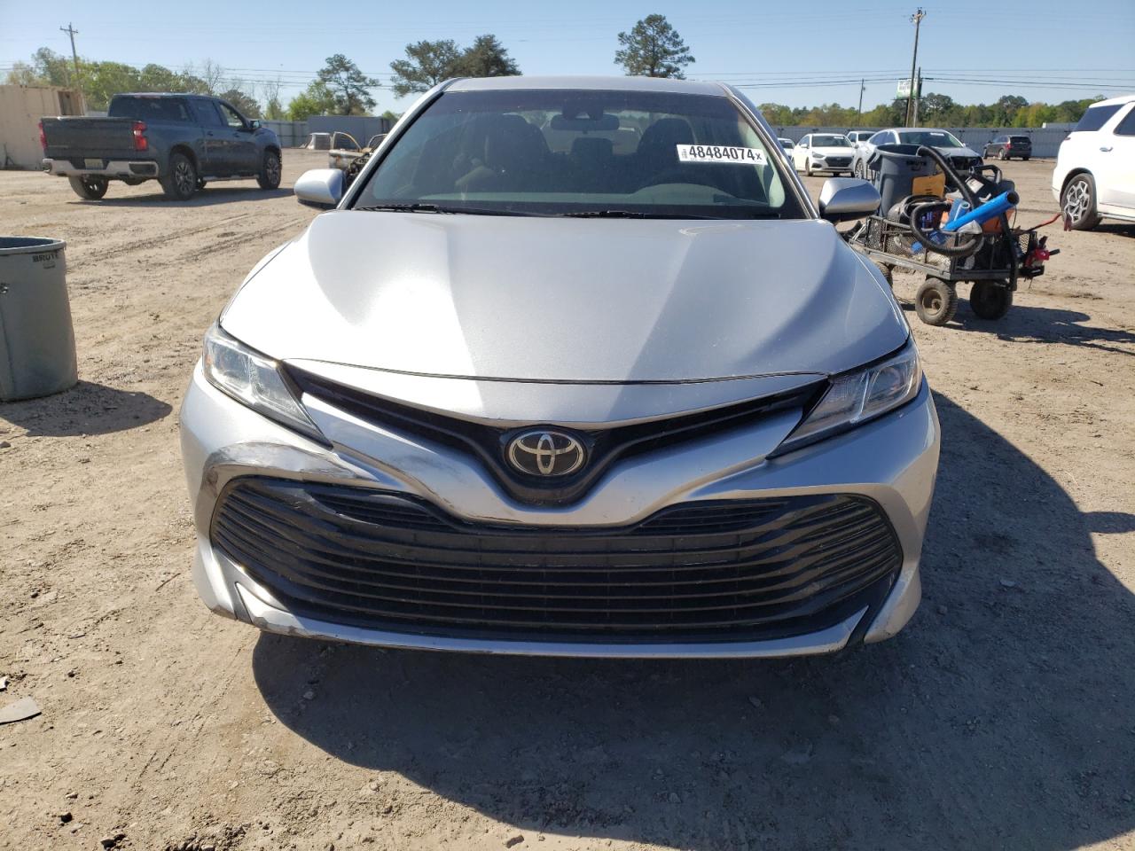 Photo 4 VIN: 4T1B11HK9JU074122 - TOYOTA CAMRY 