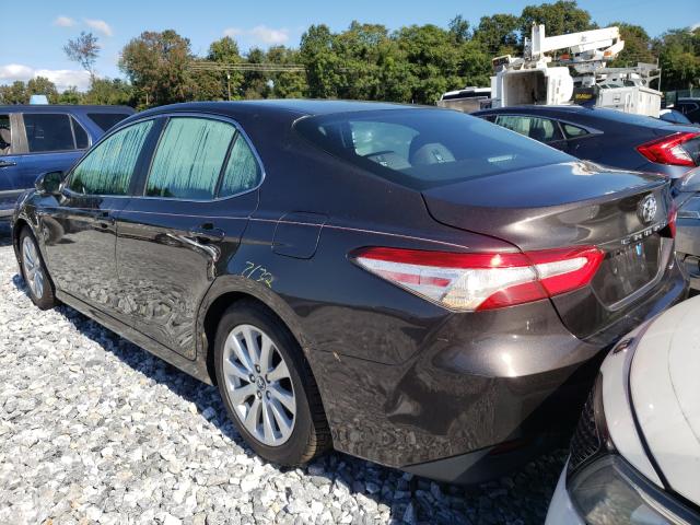 Photo 2 VIN: 4T1B11HK9JU077196 - TOYOTA CAMRY 