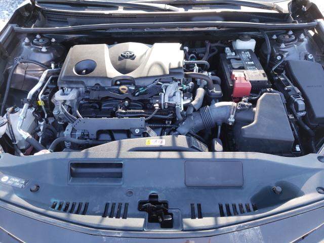 Photo 6 VIN: 4T1B11HK9JU077196 - TOYOTA CAMRY 